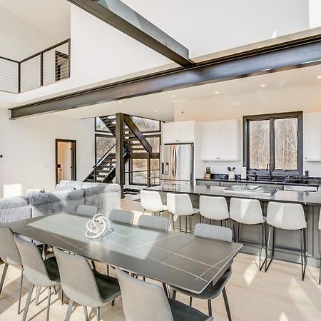 Custom Windham Mtn Villa With Pool, Theater And Views! エクステリア 写真
