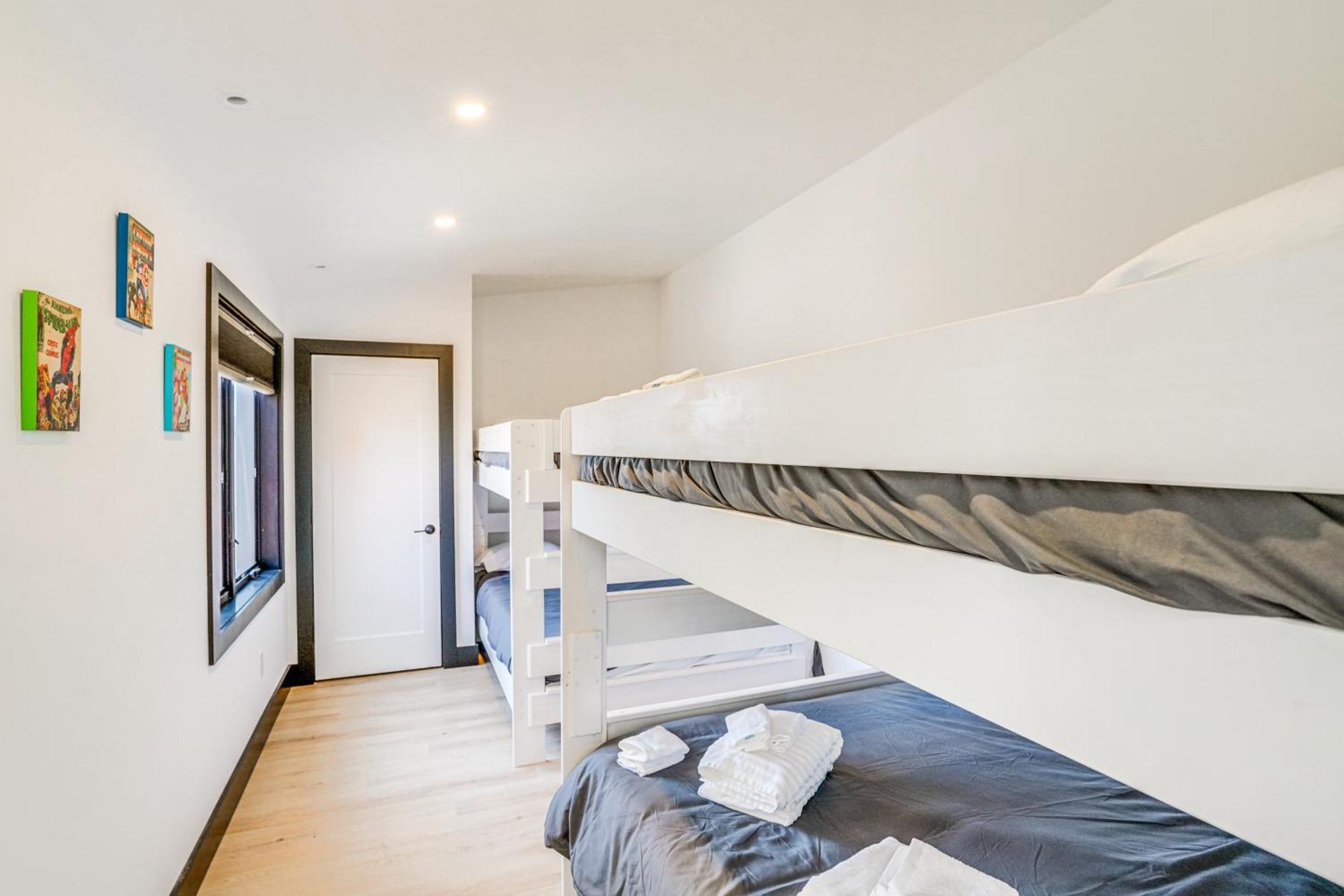 Custom Windham Mtn Villa With Pool, Theater And Views! エクステリア 写真